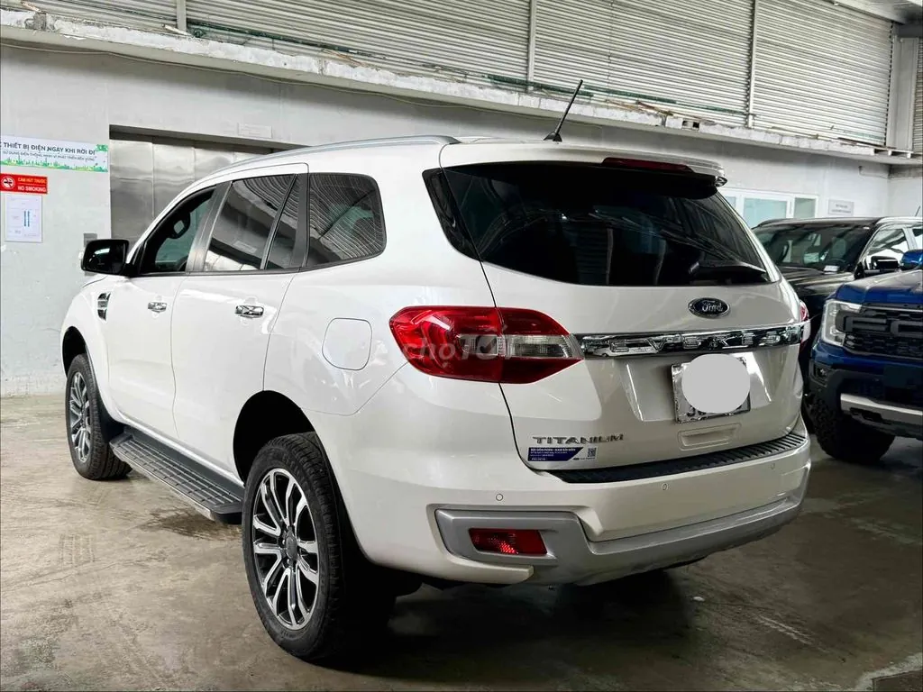 Ford Everest 2022 photo 5