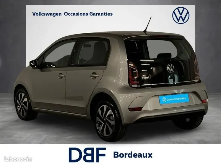 Volkswagen Up 2023 photo 3
