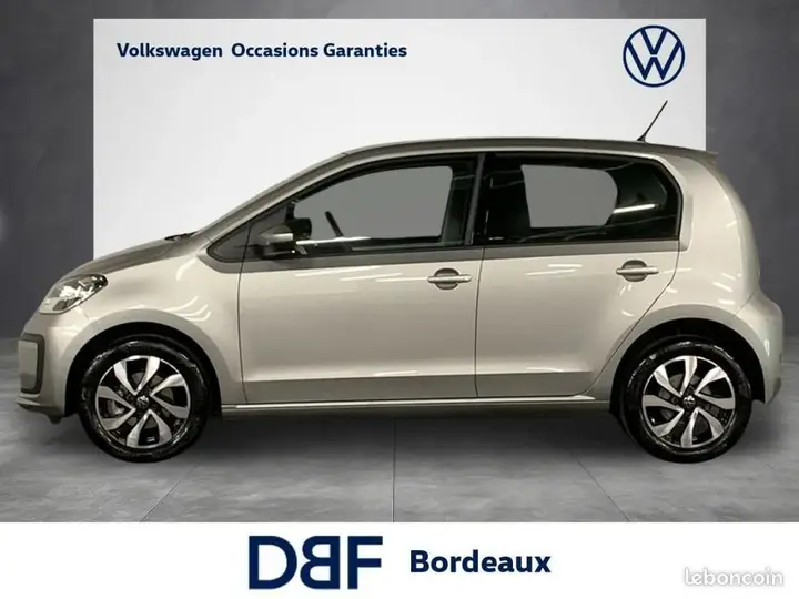 Volkswagen Up 2023 photo 2