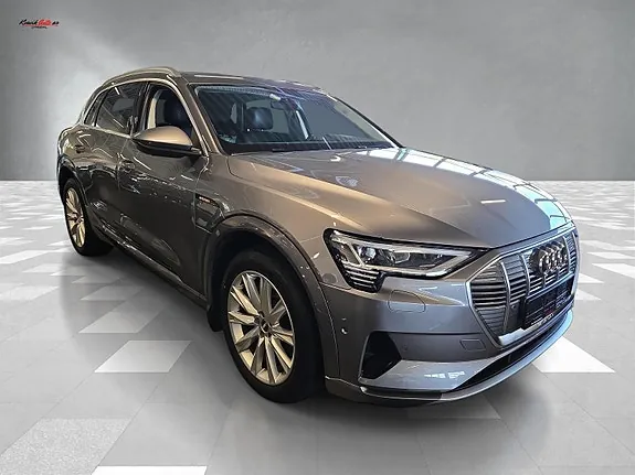 Audi E-Tron 2021 photo 2