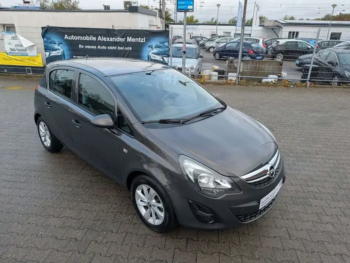 Opel Corsa D 2014 photo 3