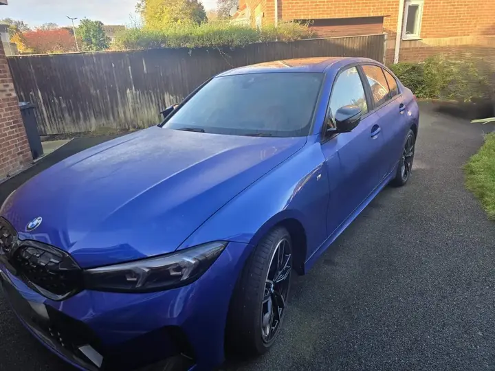 BMW 3 Series 2023 photo 4