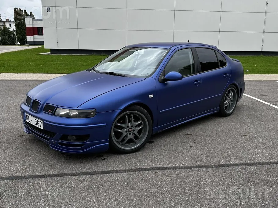 Seat Toledo 2004 photo 2