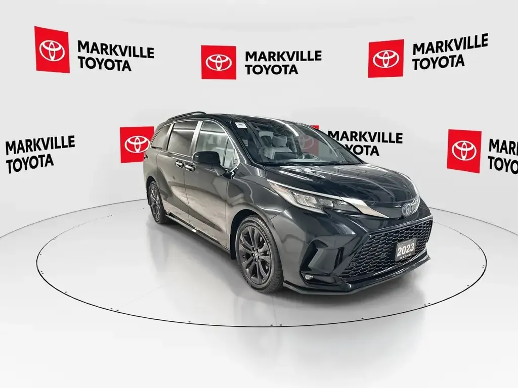 Toyota Sienna 2023 photo 2