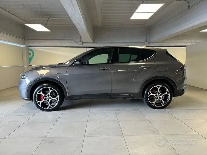 Alfa Romeo Tonale 2023 photo 2