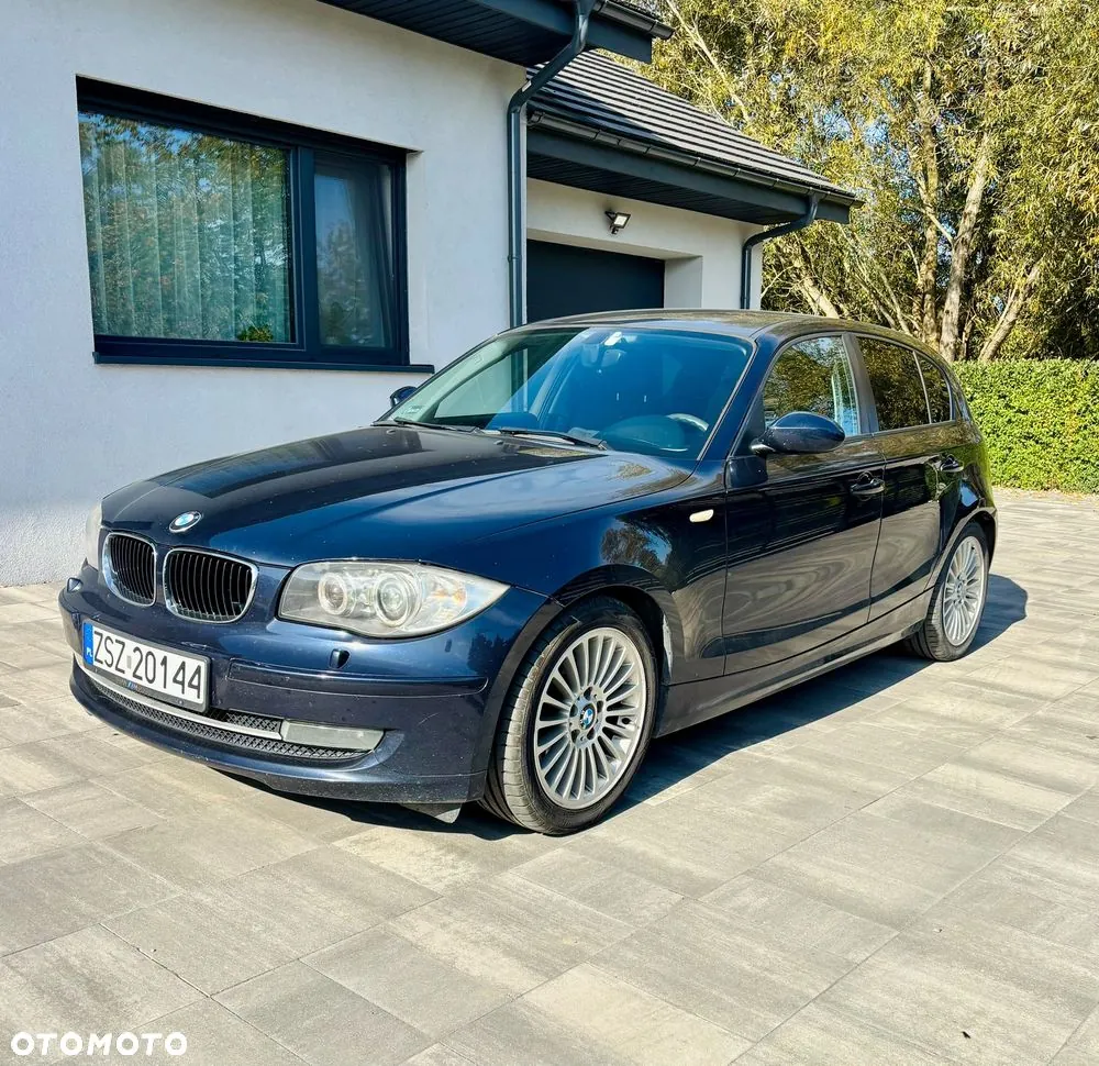 BMW Seria 1 118I 2008 photo 3