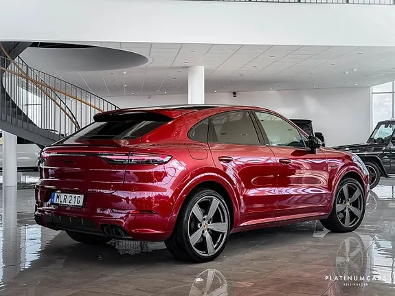Porsche Cayenne 2023 photo 2