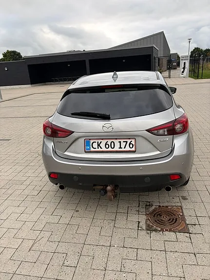 Mazda 3 2015 photo 4