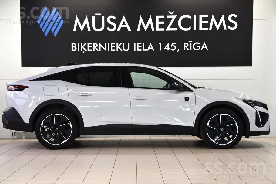 Peugeot 408 2023 photo 4