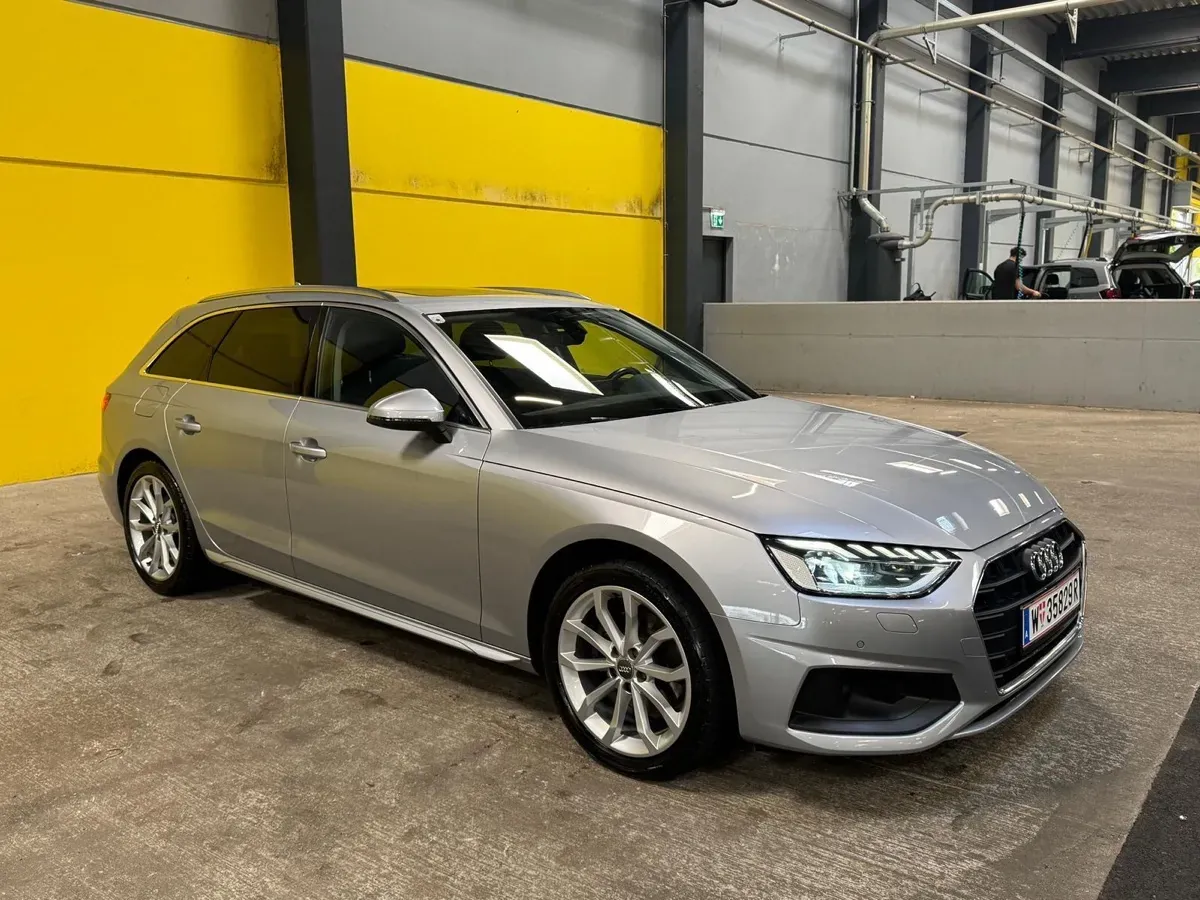 Audi A4 2020 photo 2