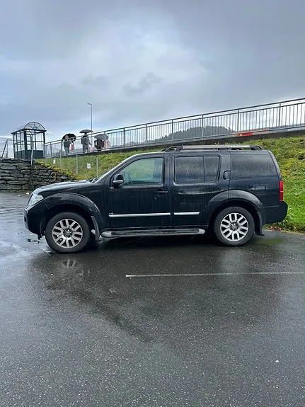 Nissan Pathfinder 2012 photo 3
