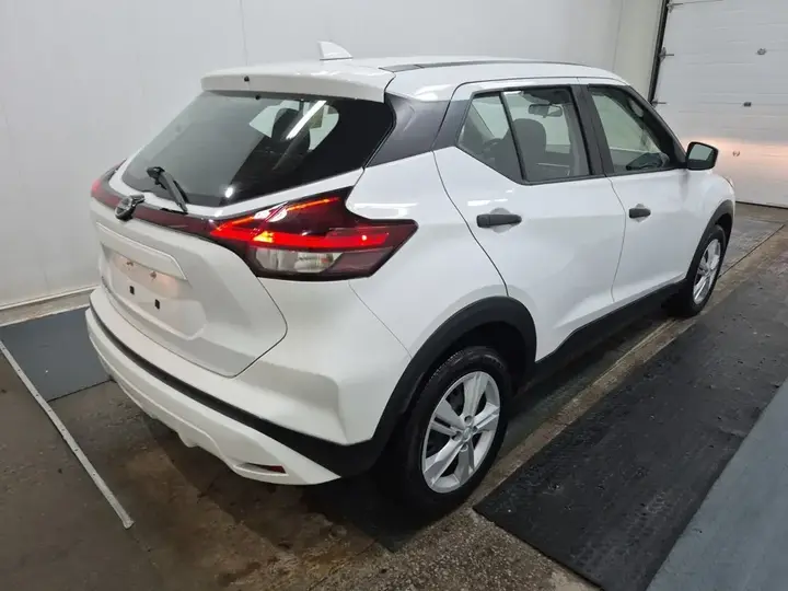 Nissan Kicks 2024 photo 3