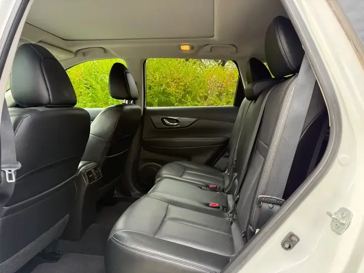 Nissan Rogue 2015 photo 3