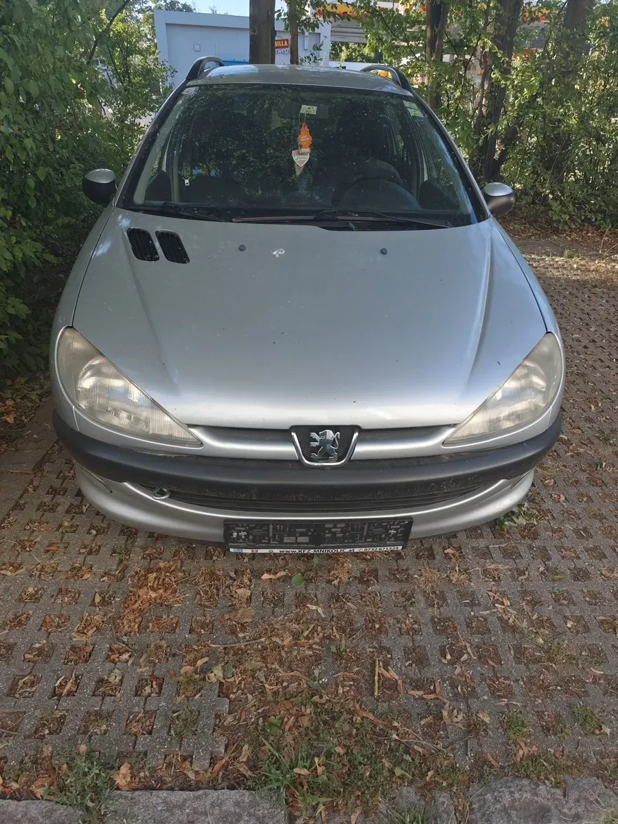 Peugeot 206
