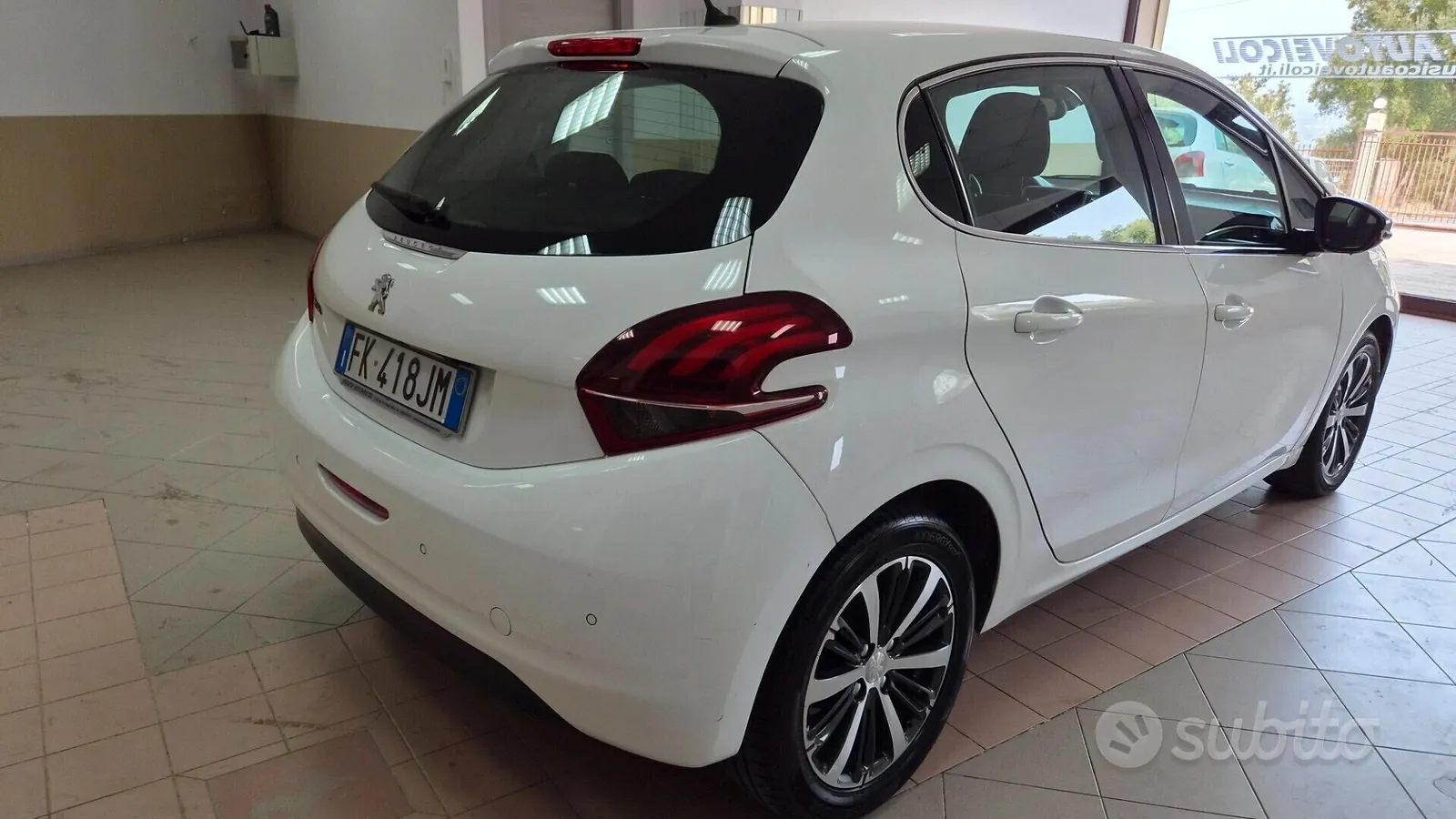 Peugeot 208 2017 photo 5