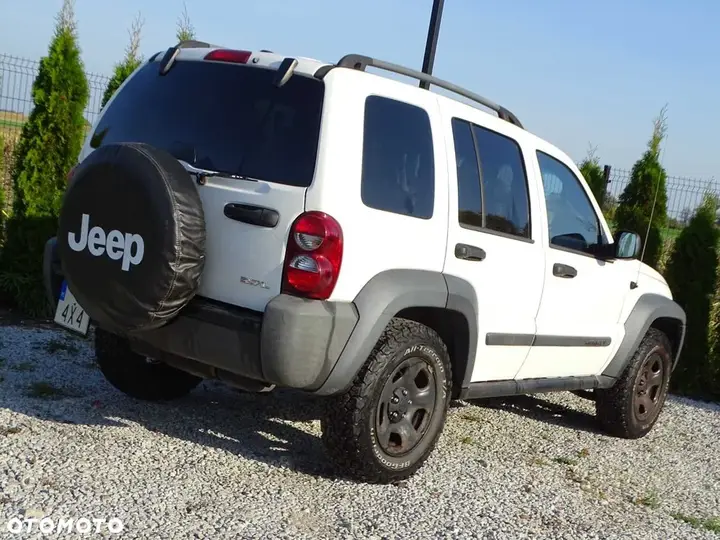 Jeep Cherokee 2007 photo 2
