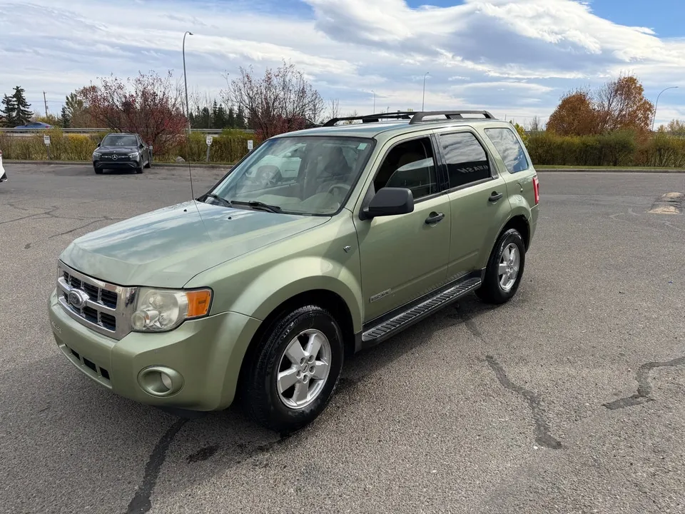 Ford Escape 2008 photo 2