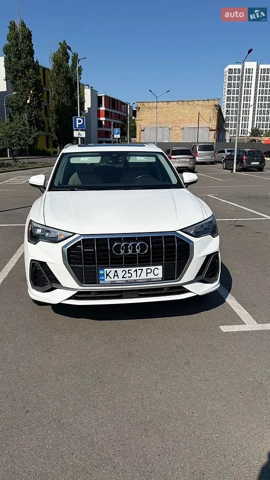 Audi Q3 2020 photo 4