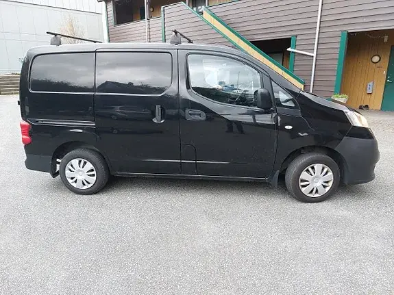 Nissan Nv200 2010 photo 2