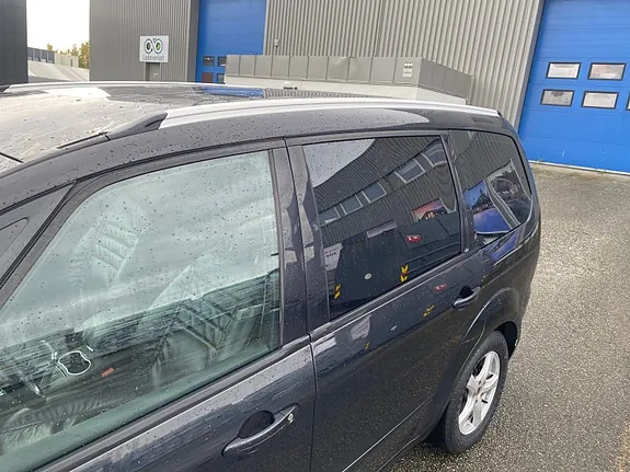 Ford Galaxy 2014 photo 5