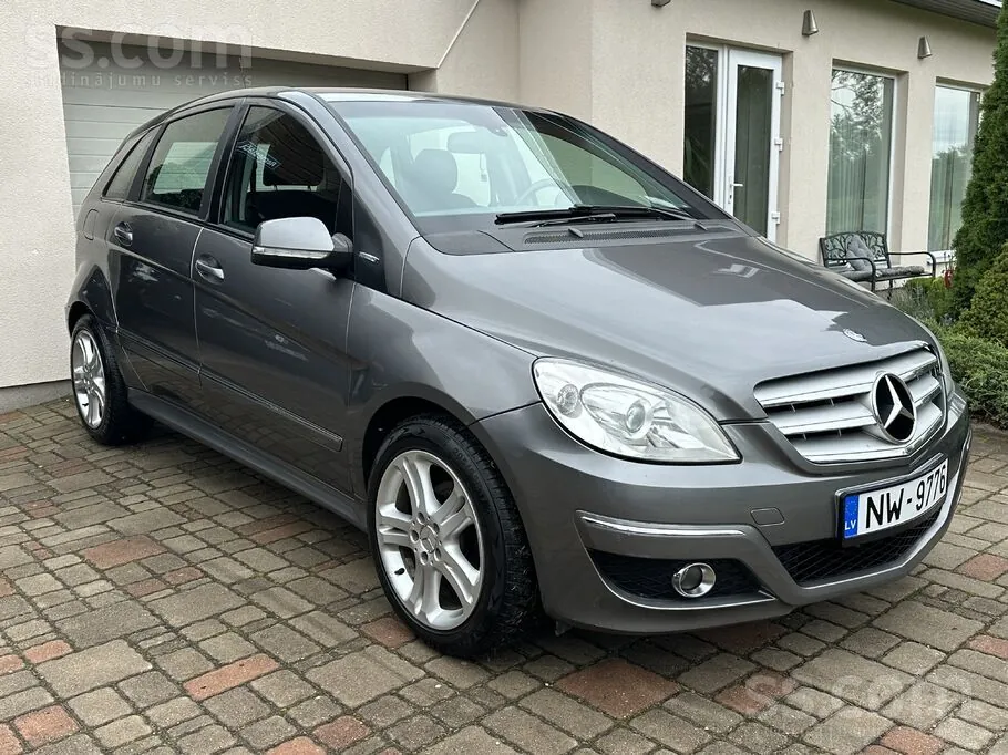 Mercedes-Benz B160