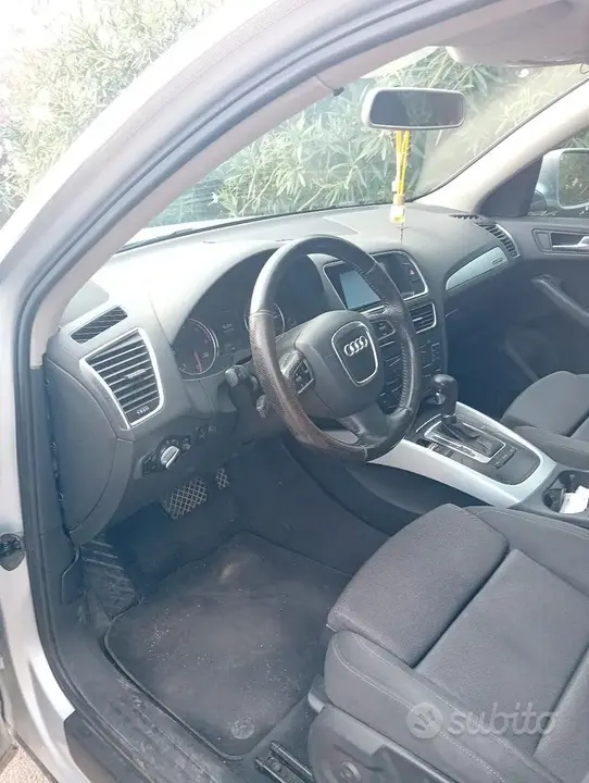 Audi Q5 2009 photo 4