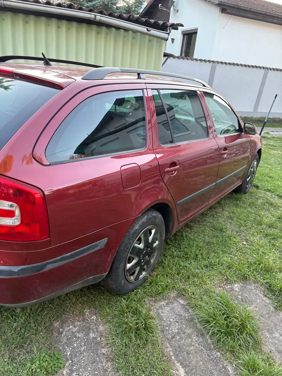 Skoda Octavia 2007 photo 3