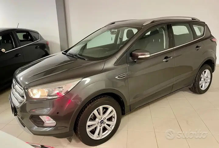 Ford Kuga 2018 photo 3