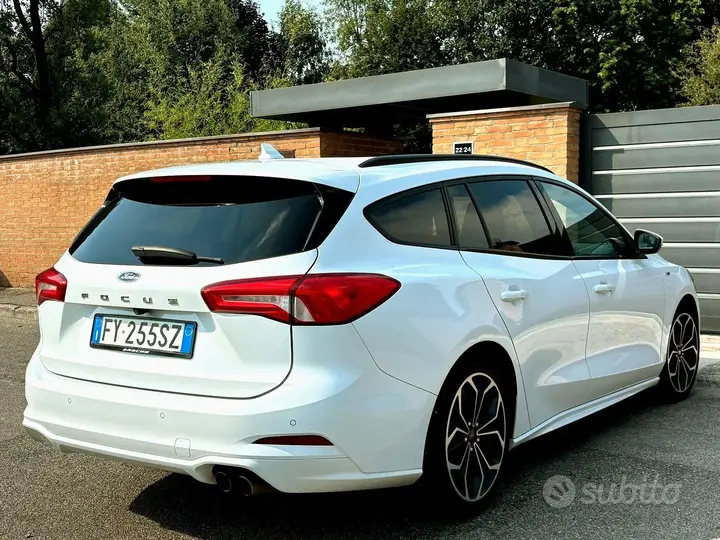 Ford Focus 2019 photo 4