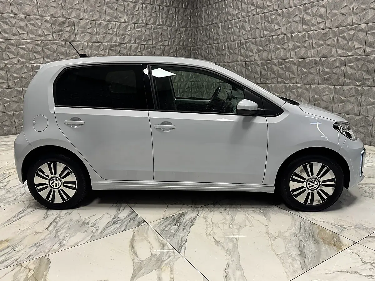 Volkswagen E-Up! 2017 photo 3