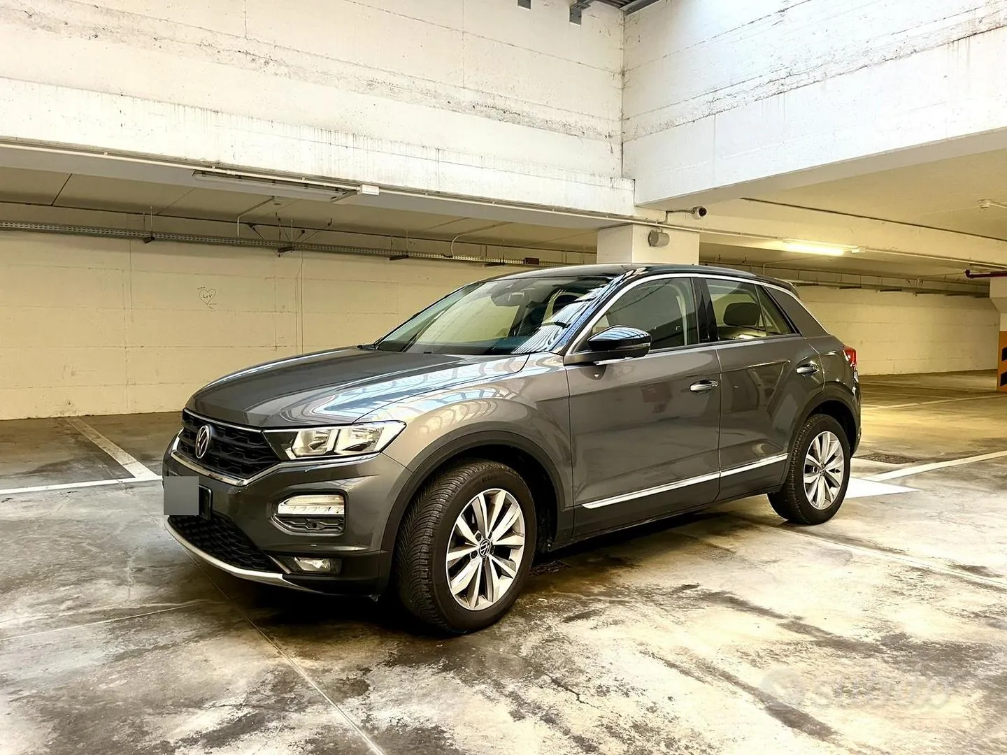 Volkswagen T-Roc 2021 photo 2
