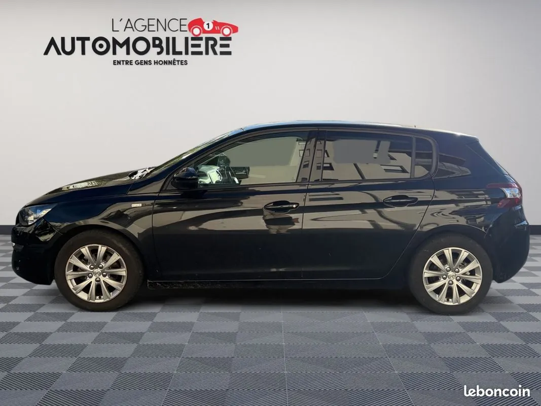 Peugeot 308 2016 photo 2