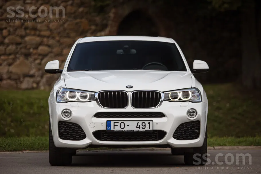 BMW X4 2015 photo 2
