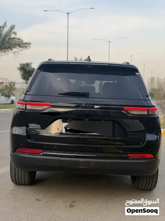 Jeep Grand Cherokee 2023 photo 4