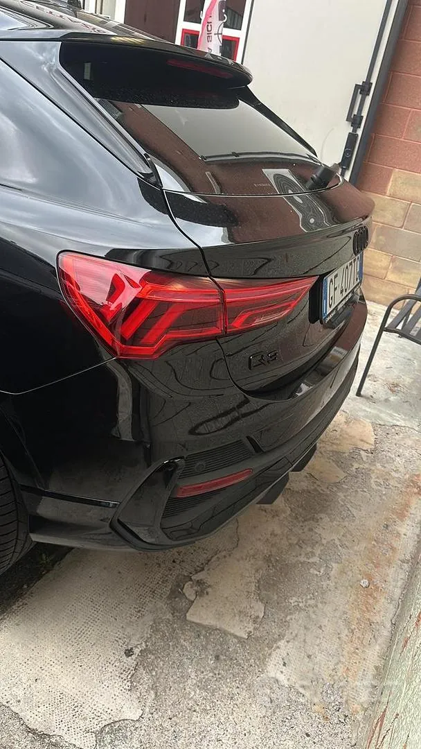 Audi Q3 2021 photo 3
