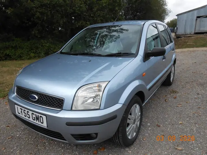 Ford Fusion 2005 photo 4