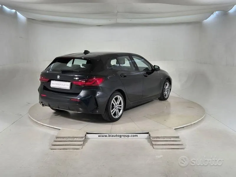 BMW 1 Series 2024 photo 4