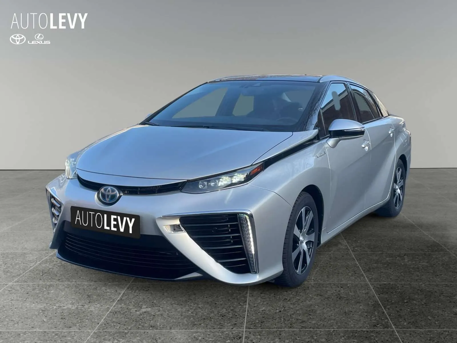Toyota Mirai 2016 photo 2