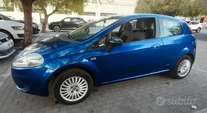 Fiat Grande Punto 2006 photo 5