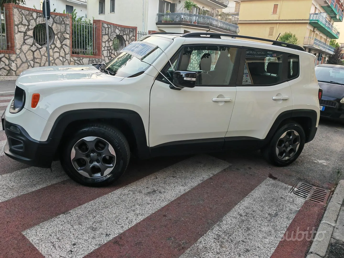 Jeep Renegade 2014 photo 4