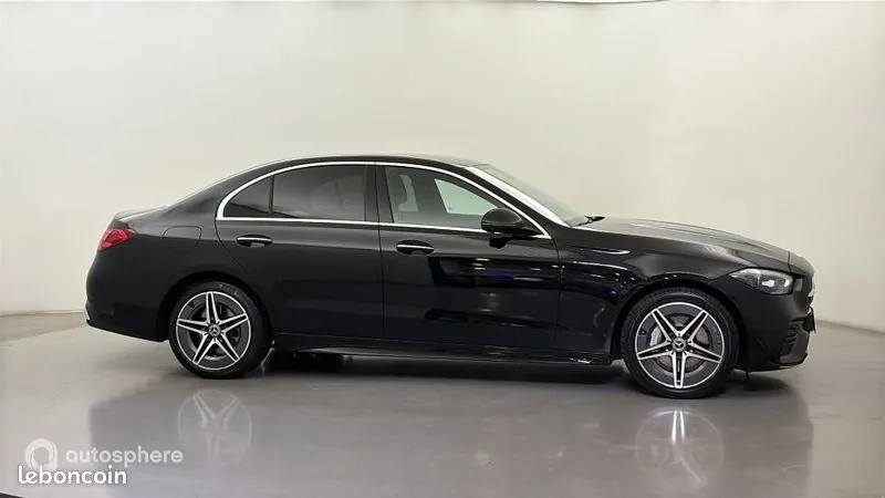 Mercedes-Benz C-Class 2024 photo 4