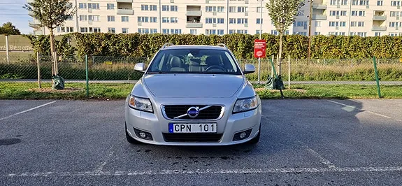 Volvo V50 2012 photo 3