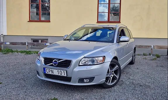 Volvo V50