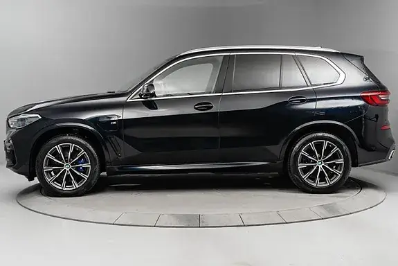 BMW X5 2021 photo 2