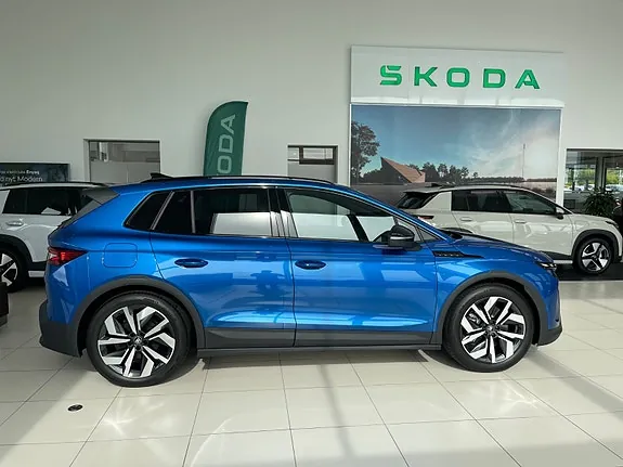 Skoda Enyaq photo 3