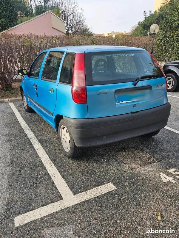 Fiat Punto 1998 photo 2