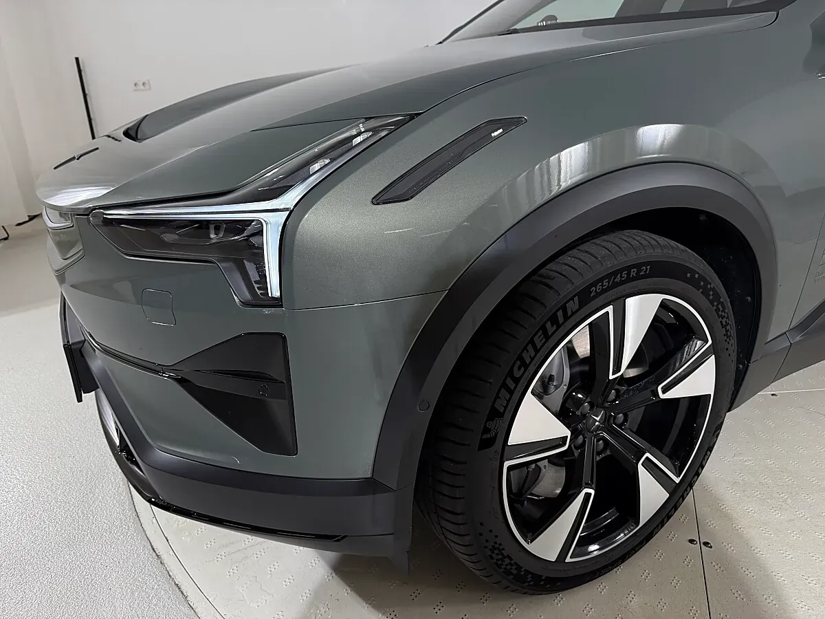 Polestar 3 2026 photo 2