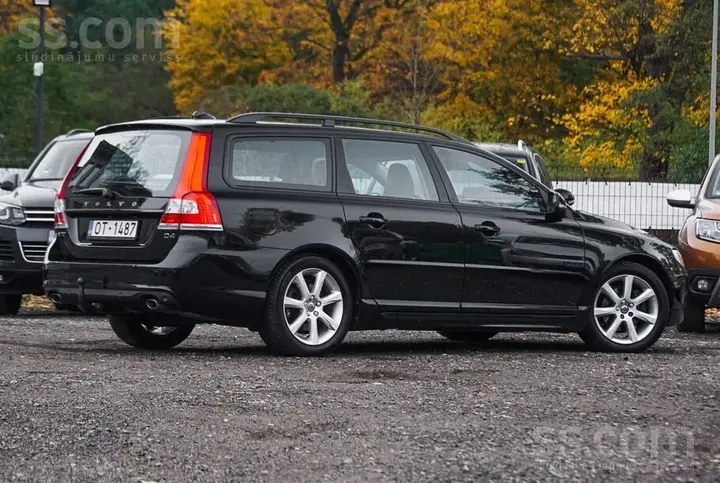 Volvo V70 2015 photo 4
