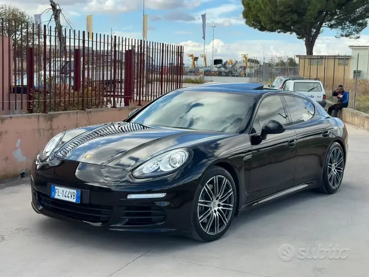 Porsche Panamera 2016 photo 3