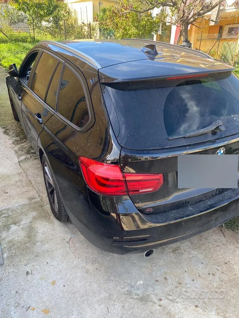 BMW 3 Series 2019 photo 3
